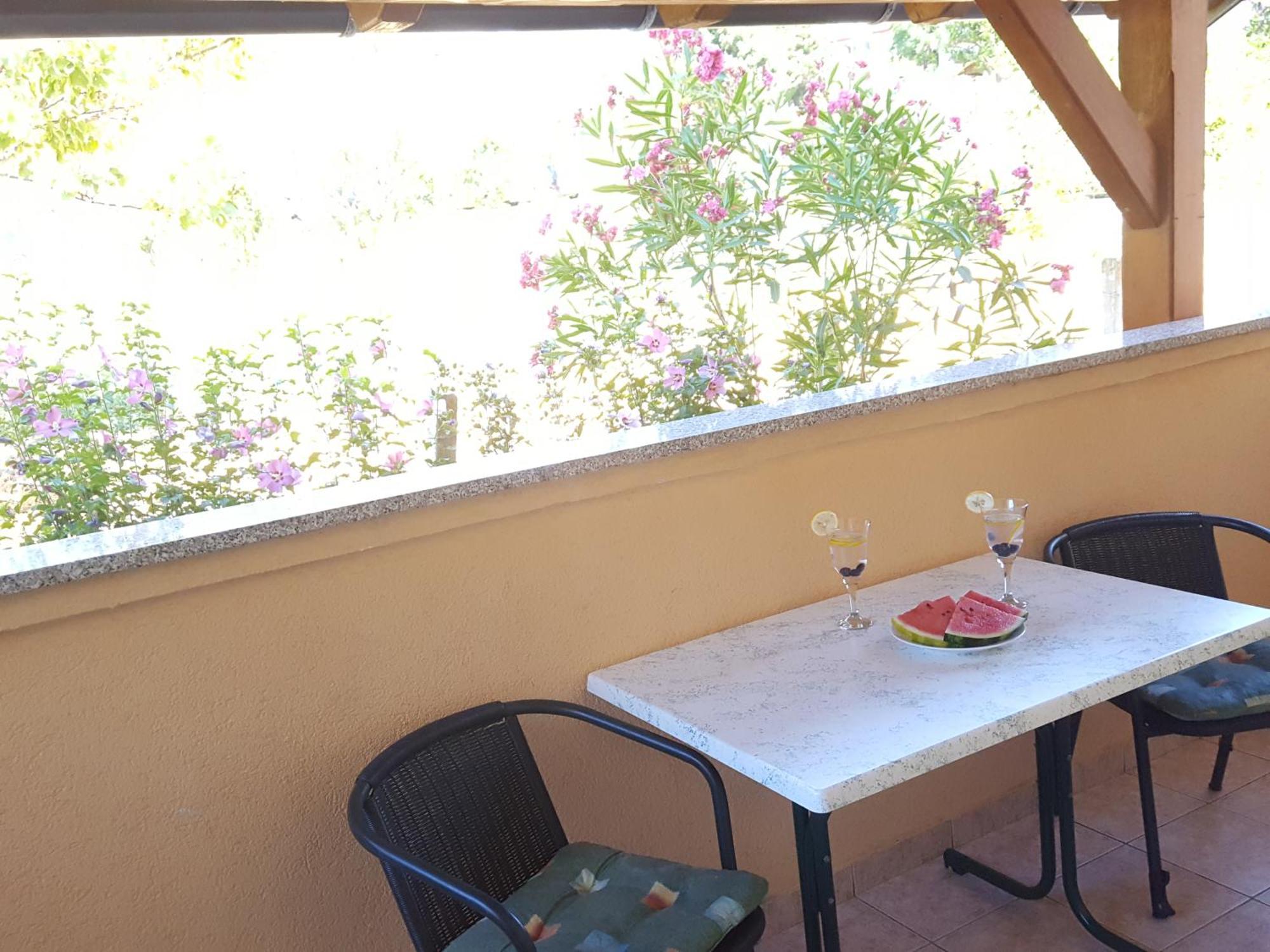 Apartments Mirakul Lopar Zewnętrze zdjęcie