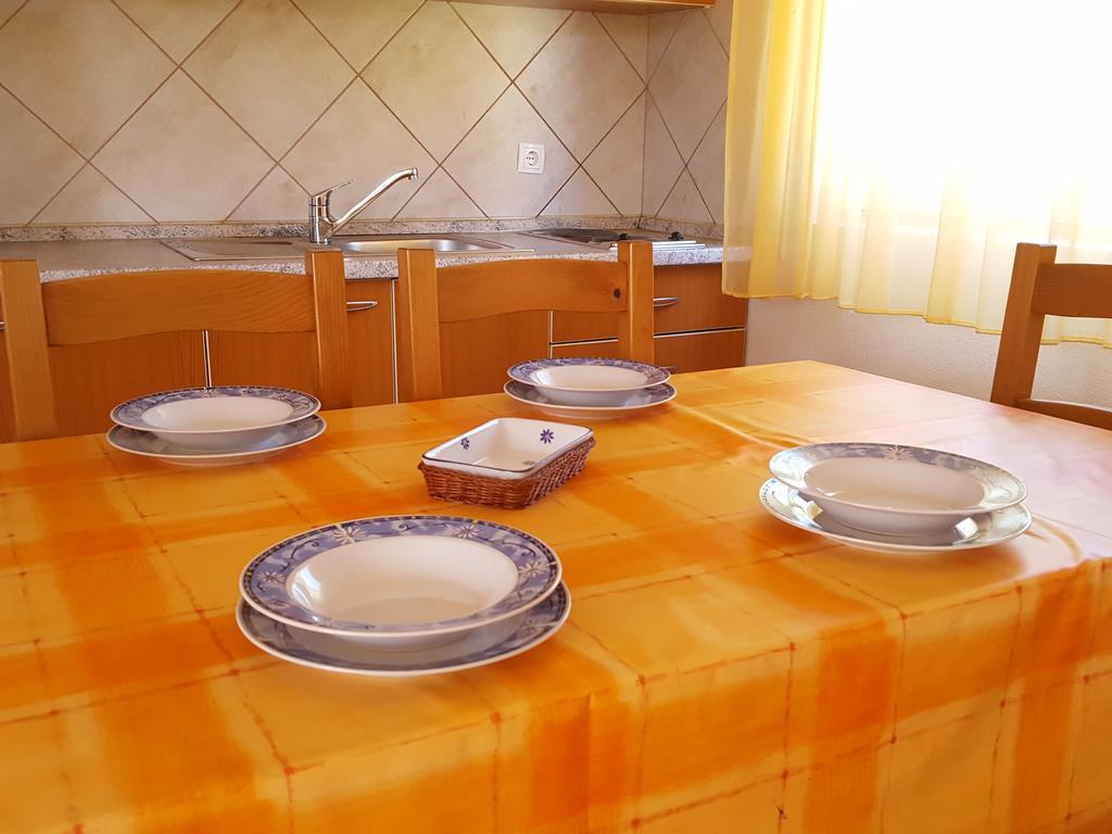 Apartments Mirakul Lopar Zewnętrze zdjęcie