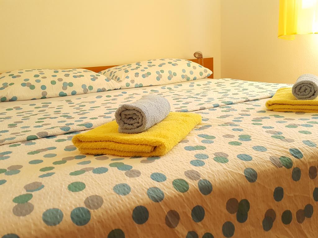 Apartments Mirakul Lopar Zewnętrze zdjęcie
