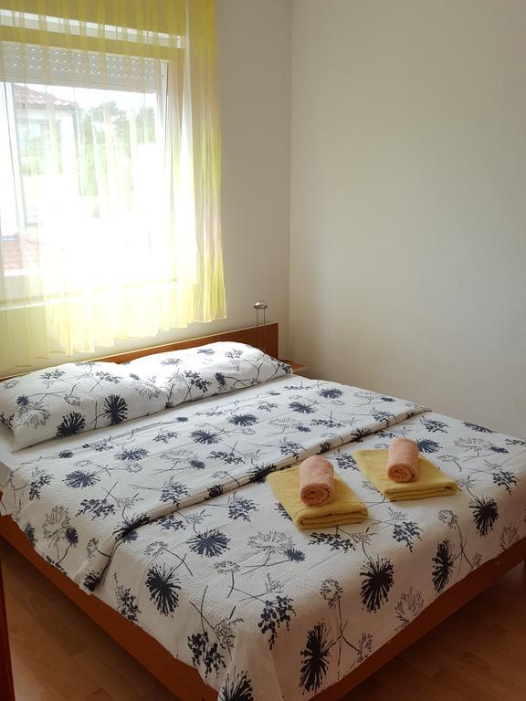 Apartments Mirakul Lopar Zewnętrze zdjęcie