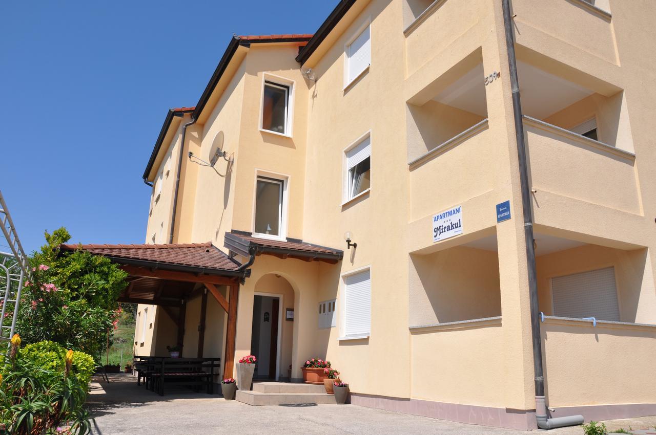Apartments Mirakul Lopar Zewnętrze zdjęcie